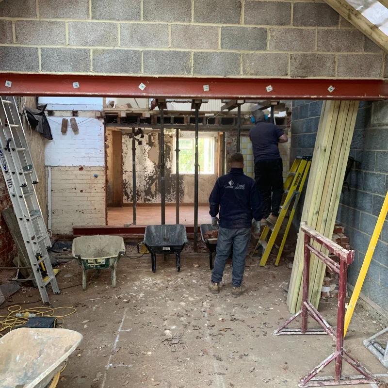 Extension & Refurbishment Build (3)